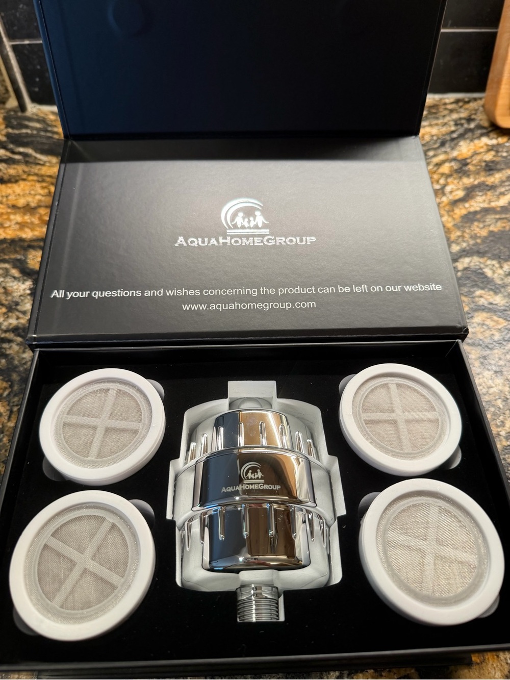 Aqua Home Group Spa  20 Stage Luxury Filtered Shower Head Set Brand New in Box
